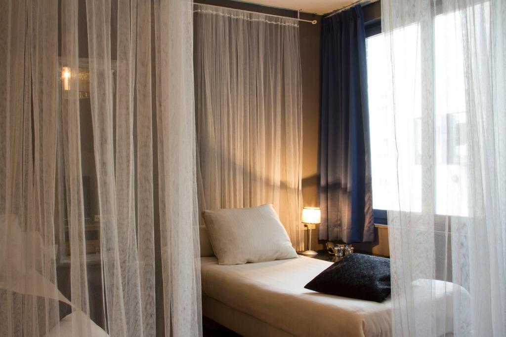 Hotel Matuchi ماسترخت الغرفة الصورة